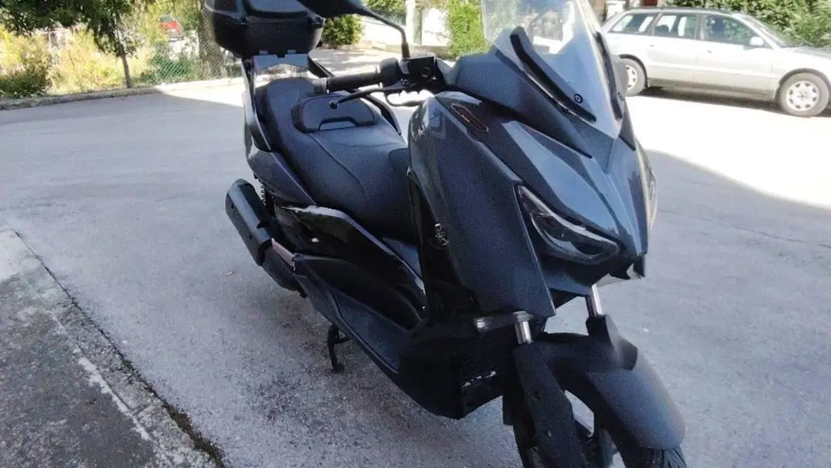Yamaha X-Max 300 Tech Max (2021 - 24)  (3)
