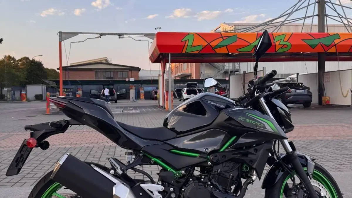 Kawasaki Z 500 SE (2024 - 26) 