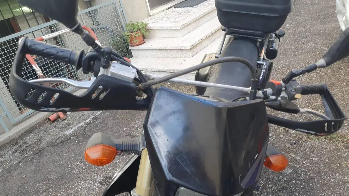 Suzuki DR-Z 400 SM (2005 - 06)  (5)