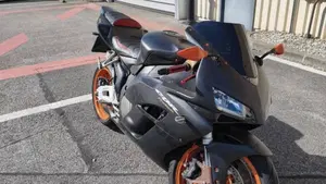 Honda CBR 1000 RR Fireblade (2006 - 07) 