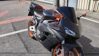 Honda CBR 1000 RR Fireblade (2006 - 07) usata