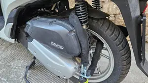 Honda SH 150i (2009 - 12)  (4)