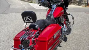 Harley-Davidson 1584 Street Glide (2008 - 10) - FLHX  (8)