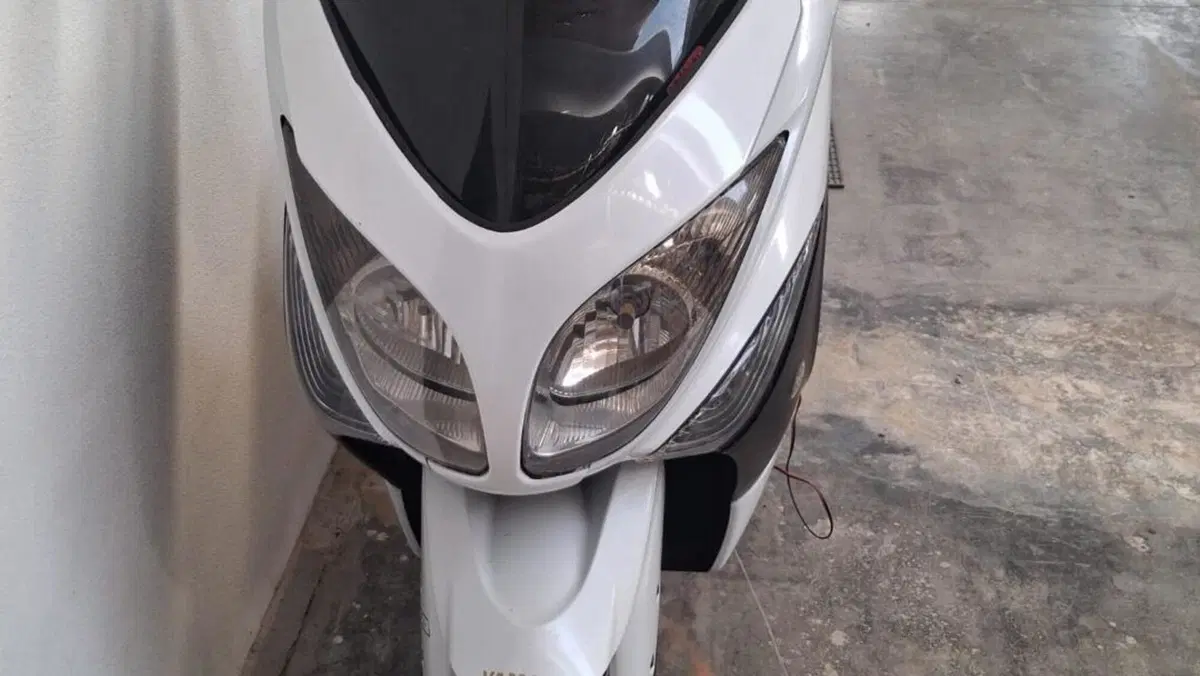 Yamaha T-Max 500 Tech Max (2011 - 13)  (4)