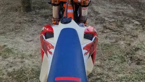 KTM 450 EXC-F (2023)  (6)