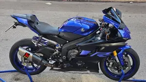 Yamaha YZF R6 (2017 - 20)  (3)