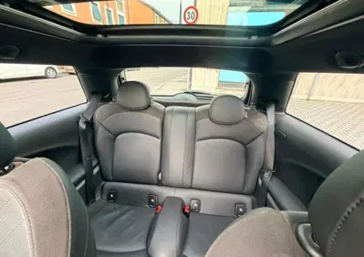 MINI Mini 2.0 Cooper S JCW 5 porte (13)