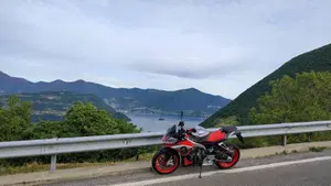Aprilia Tuono 660 (2021 - 25)  (2)