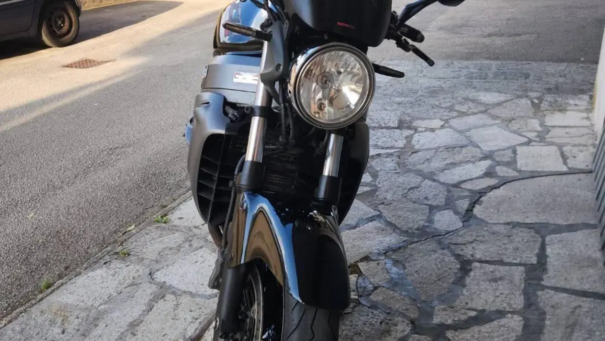Honda X-Eleven 1100  (4)
