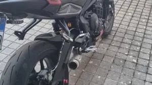 Triumph Street Triple 765 RS (2023 - 26)  (3)