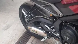 Triumph Street Triple 765 RS (2023 - 26)  (4)