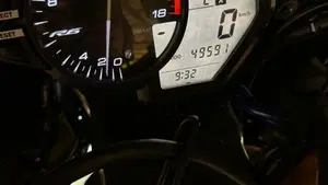 Yamaha YZF R6 (2017 - 20)  (2)