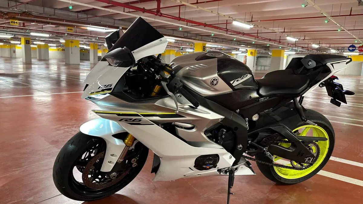 Yamaha YZF R6 (2017 - 20)  (3)