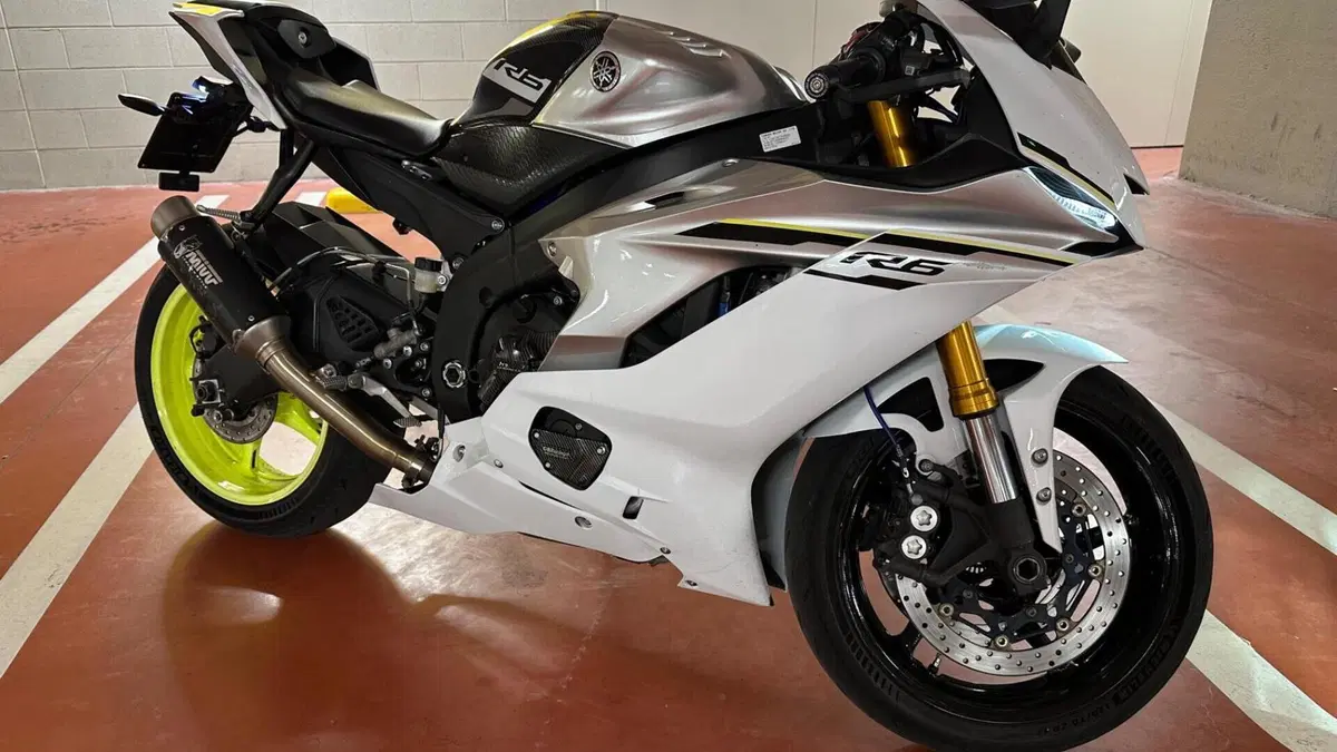 Yamaha YZF R6 (2017 - 20)  (5)