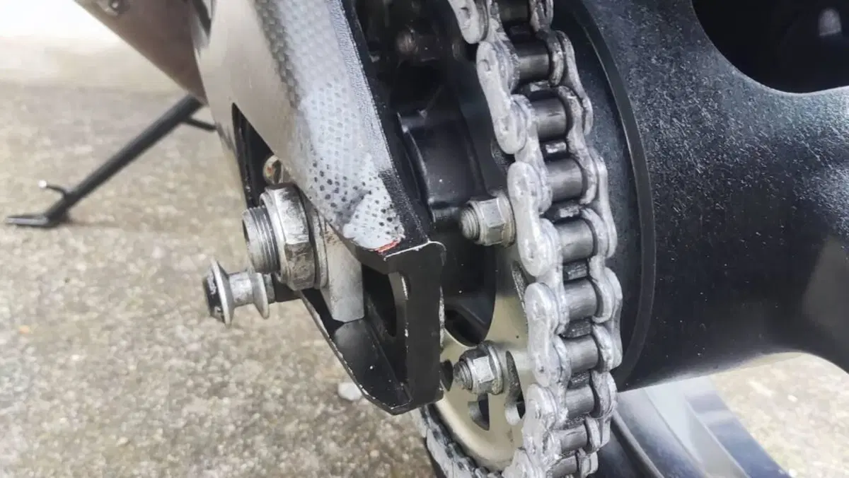 Suzuki GSX-R1000 (2009 - 11)  (8)