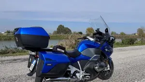 Bmw R 1250 RT (2021 - 25)  (8)