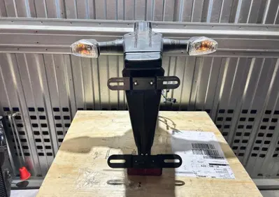 Portatarga completo di frecce Kawasaki Ninja ZX-10 - Annuncio 10108244