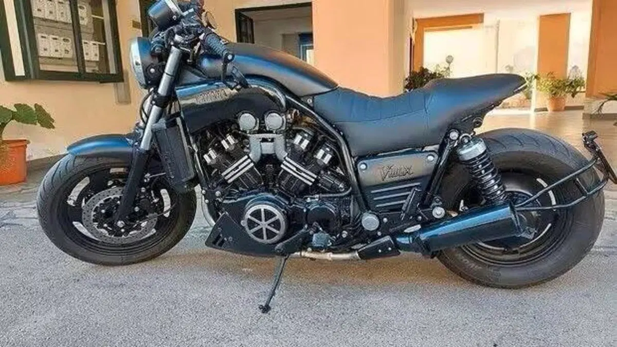Yamaha V-Max 12 N  (4)