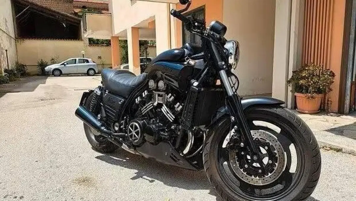 Yamaha V-Max 12 N  (5)