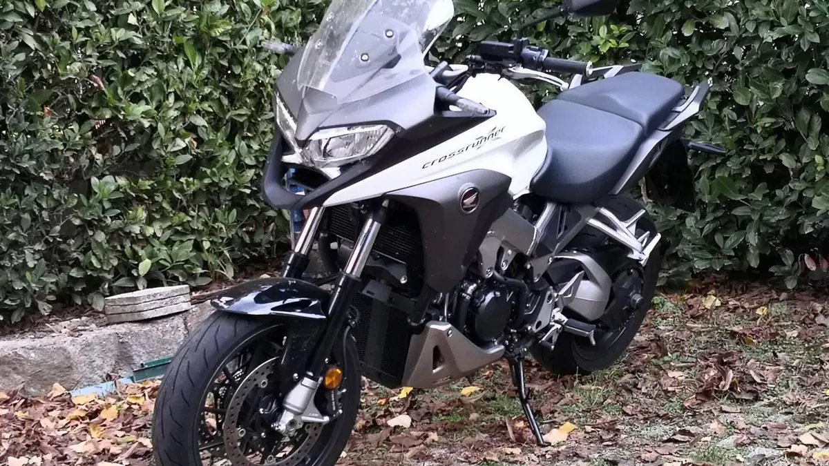 Honda Crossrunner ABS (2015 - 16)  (2)