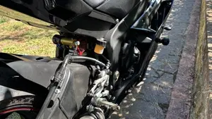 Yamaha YZF R6 (2008 - 09)  (4)