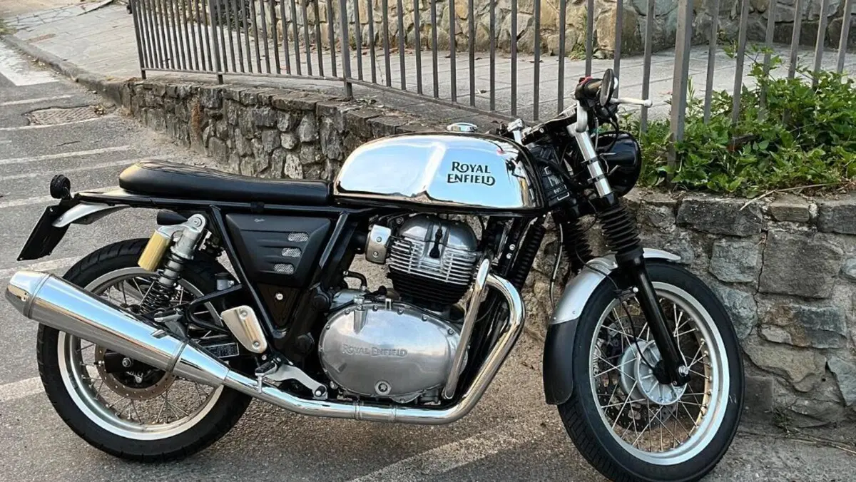 Royal Enfield Continental GT 650 Chrome (2020)  (3)