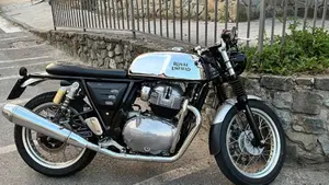 Royal Enfield Continental GT 650 Chrome (2020)  (3)
