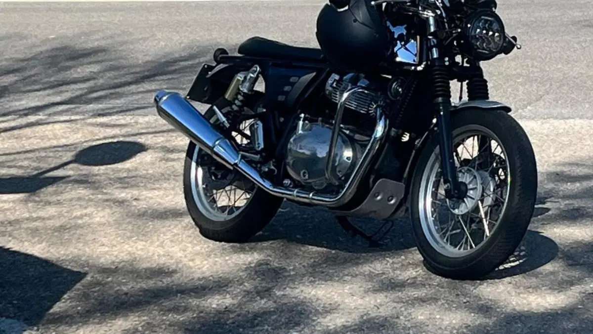 Royal Enfield Continental GT 650 Chrome (2020)  (6)