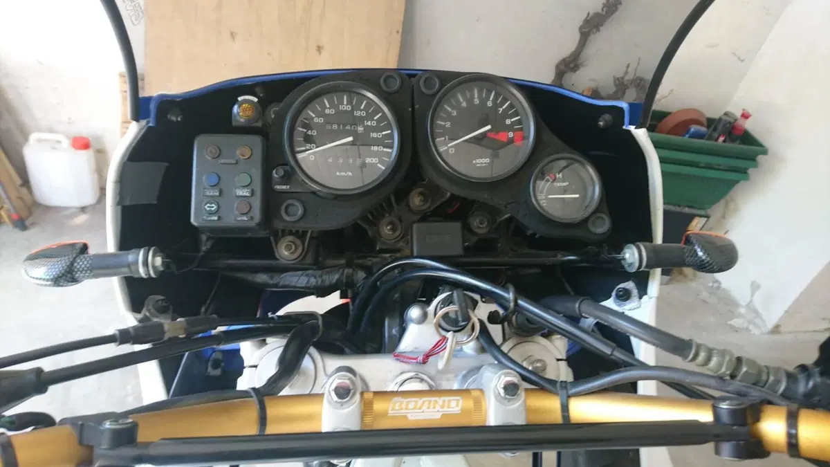 Honda Africa Twin XRV 650  (3)