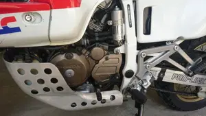 Honda Africa Twin XRV 650  (9)