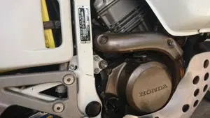 Honda Africa Twin XRV 650  (6)