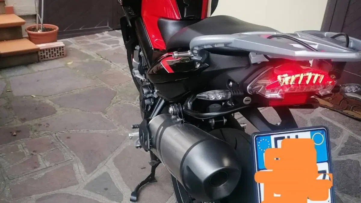 Bmw F 800 R (2017 - 20)  (9)
