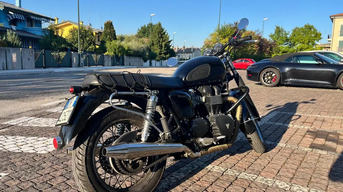 Triumph Bonneville T100 (2008 - 16)  (3)