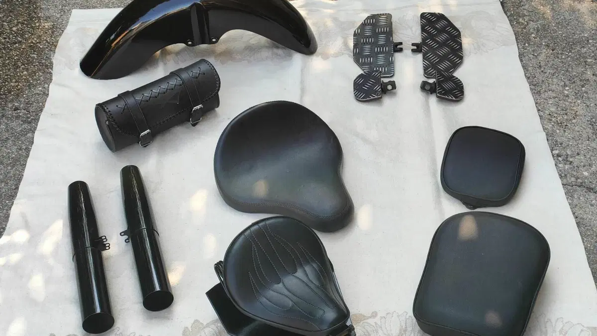 Honda VT 750 C Shadow Monotone (1997 - 01)  (10)