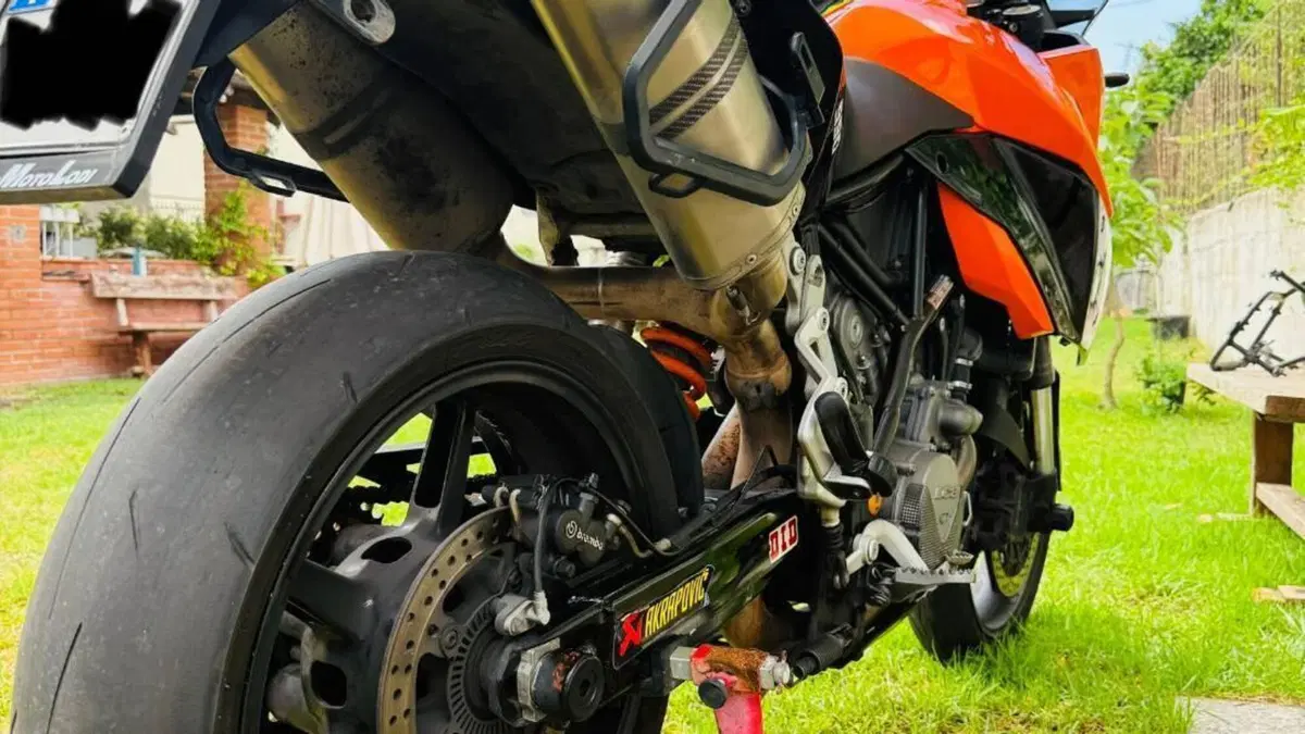 KTM 990 Supermoto T ABS (2011 - 13)  (4)