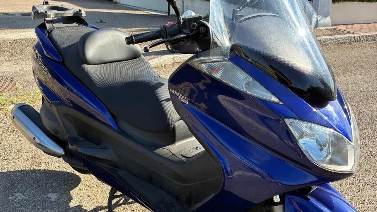 Yamaha Majesty 400 (2004 - 08)  (2)