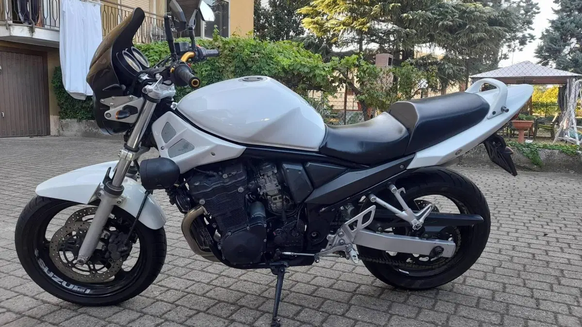 Suzuki GSF 650 Bandit (2005 - 06)  (2)