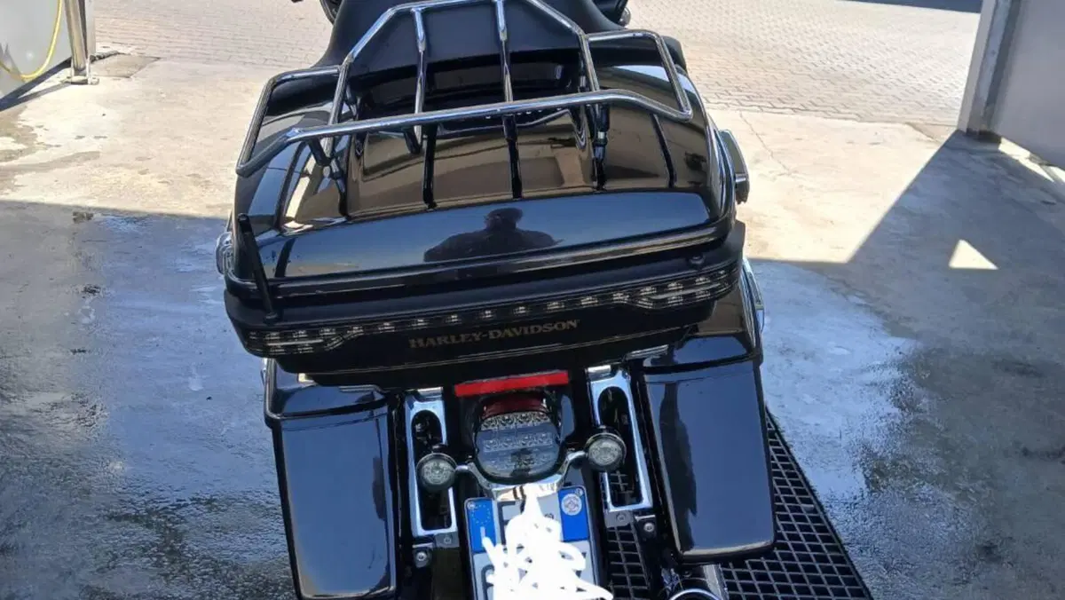Harley-Davidson 107 Road Glide Ultra (2017 - 18) - FLTRU  (5)