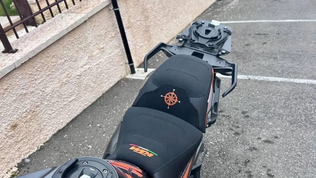 KTM 1290 Super Adventure S (2021 - 25)  (3)