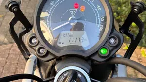 Triumph Street Scrambler 900 (2019 - 20)  (4)