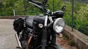 Triumph Street Twin 900 (2017 - 18) 