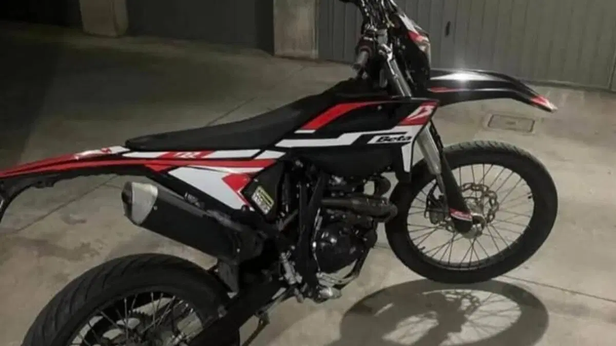 Betamotor RR 125 4T Enduro R (2024 - 26)  (4)
