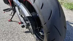 Kawasaki Z 900 SE (2022 - 24)  (10)