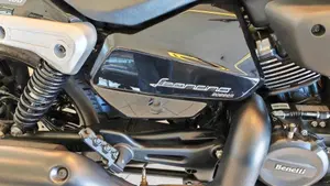 Benelli Leoncino 400 Bobber (2026)  (9)