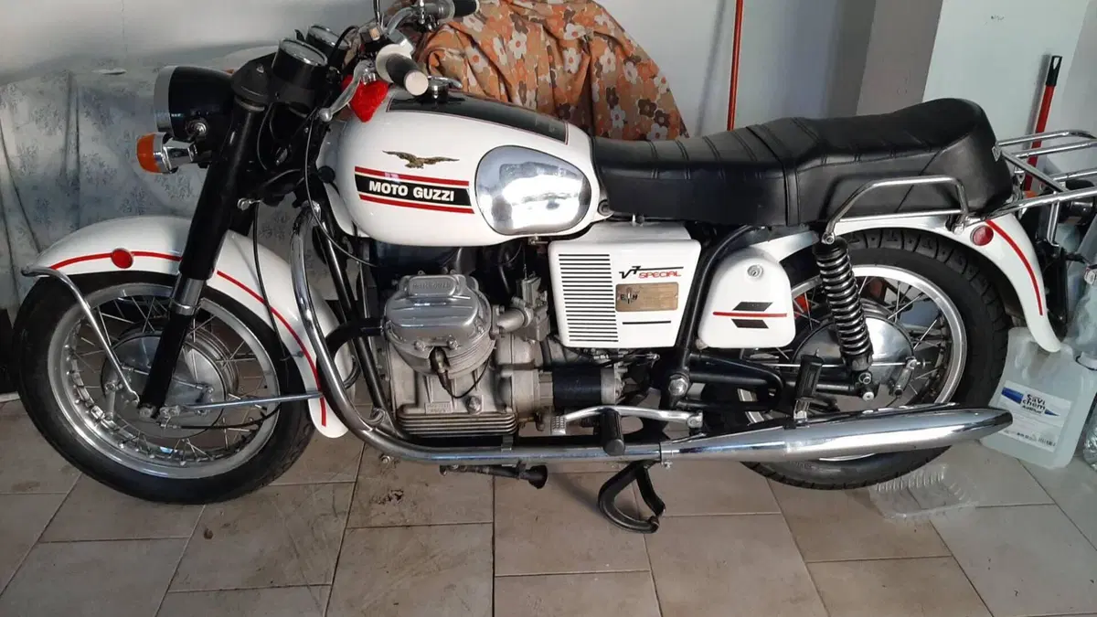 Moto Guzzi  