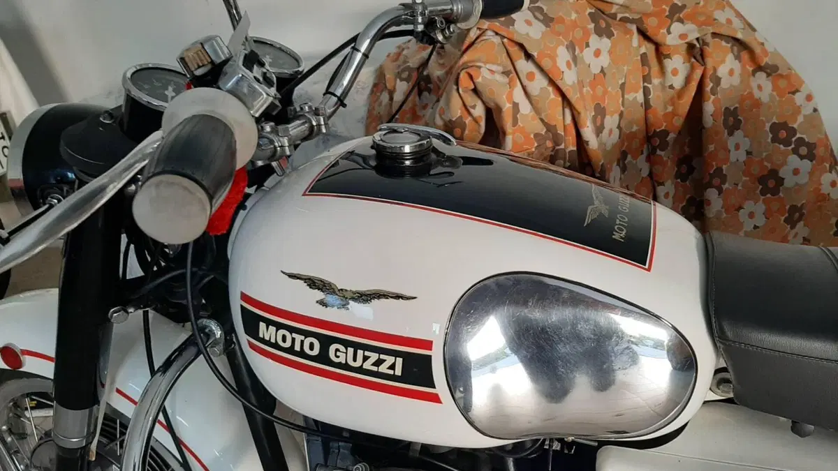 Moto Guzzi   (3)