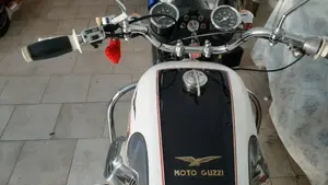 Moto Guzzi   (4)