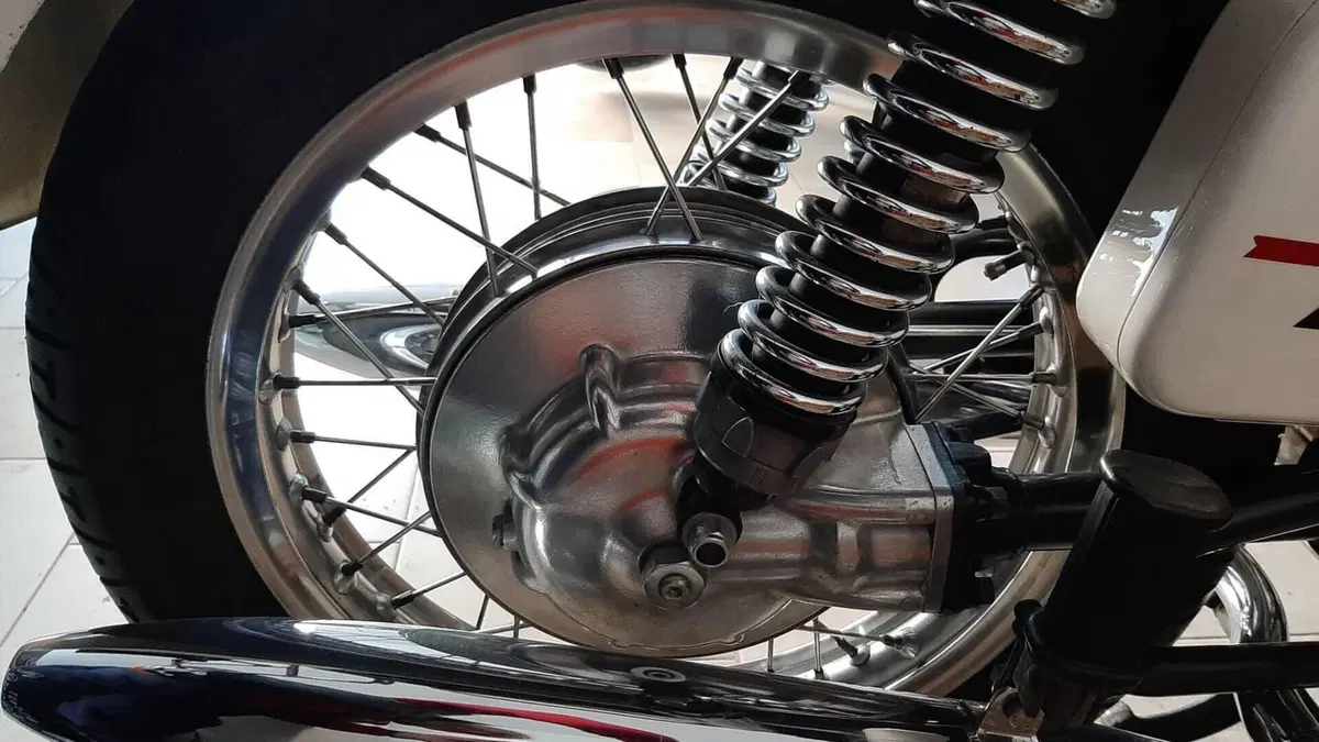 Moto Guzzi   (7)