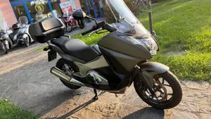 Honda Integra 750 DCT ABS (2014 - 15)  (4)