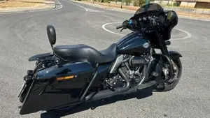Harley-Davidson 114 Street Glide Special (2019 - 20) - FLHXS  (4)